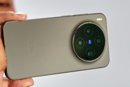 So sánh Vivo X300 E và Vivo X300: Thiết bị nào là lựa chọn tốt ưu hơn dành cho người dùng