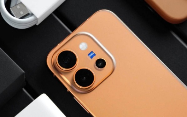 Đánh giá vivo X300 E: Pin 7.200mAh, Chip Snap 8 Gen 5 có đáng mua?