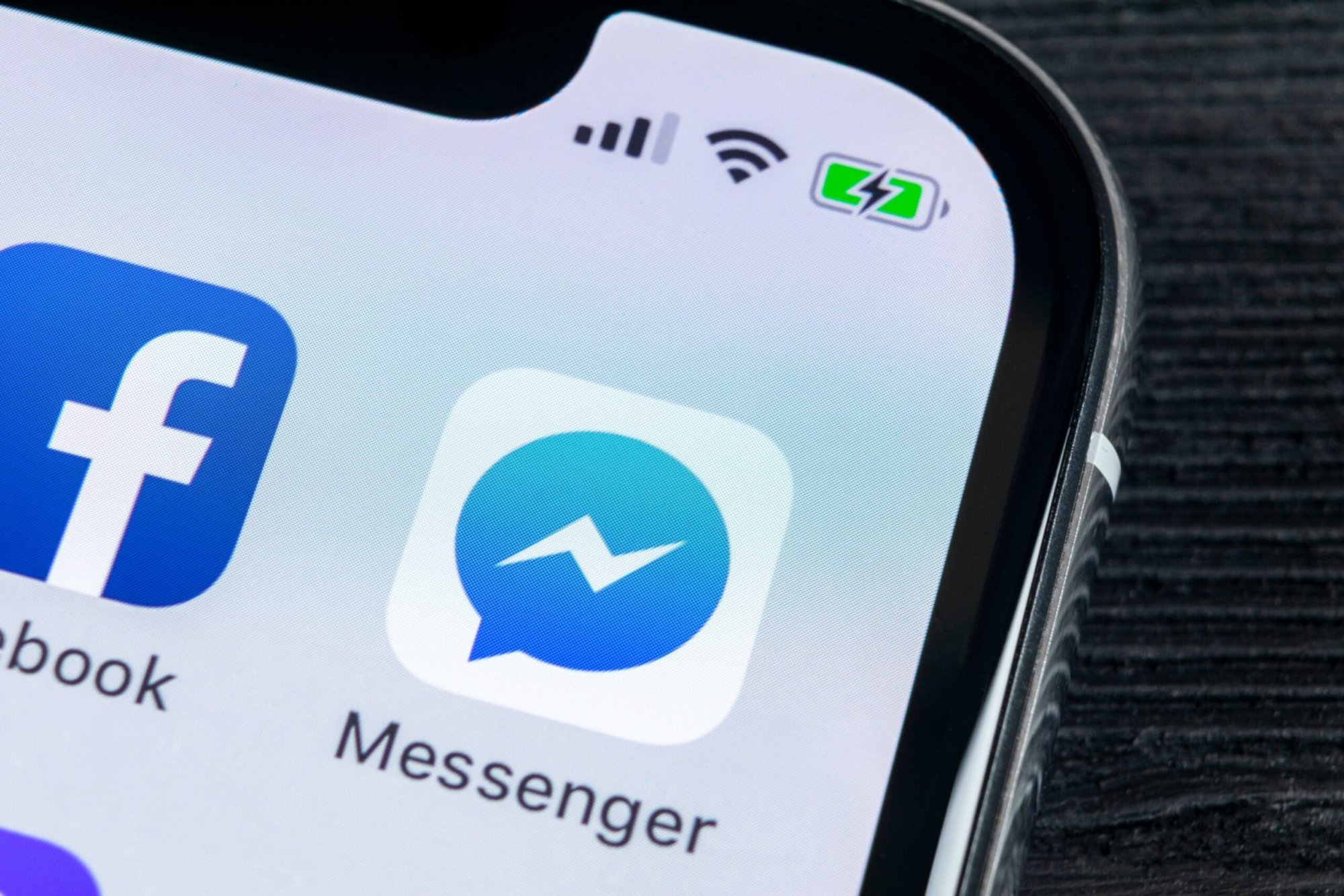 Facebook yêu cầu Apple thêm tuỳ chọn Messenger là mặc định cho iOS