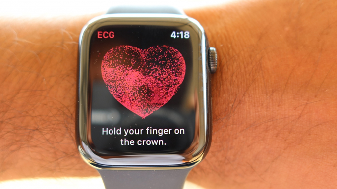  Apple Watch series 5 44mm LTE cũ giá rẻ còn được Apple tích hợp ứng dụng ECG