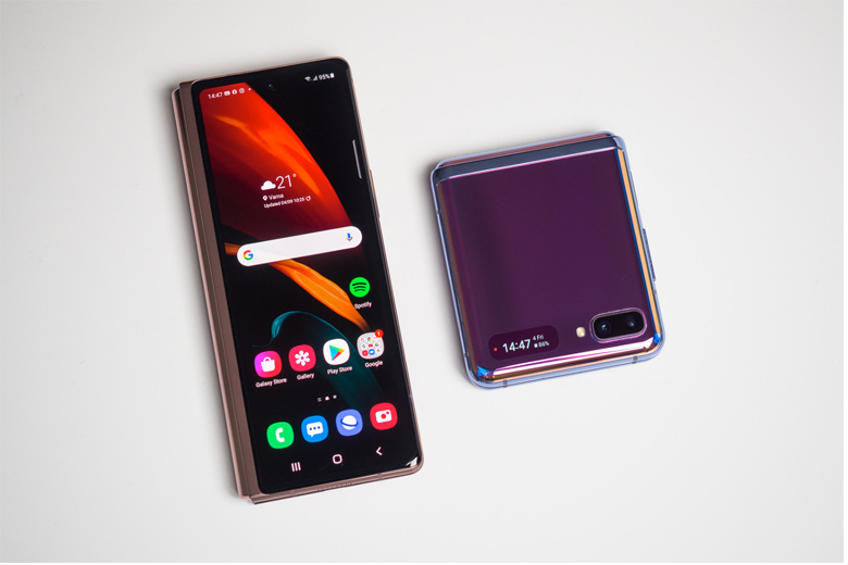 So sánh Galaxy Z Fold 2 và Galaxy Z Flip