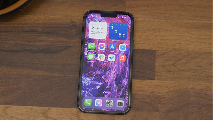 Màn hình iPhone 13 Pro Max 128GB vẫn giữ nguyên kích thước 6.7 inch 