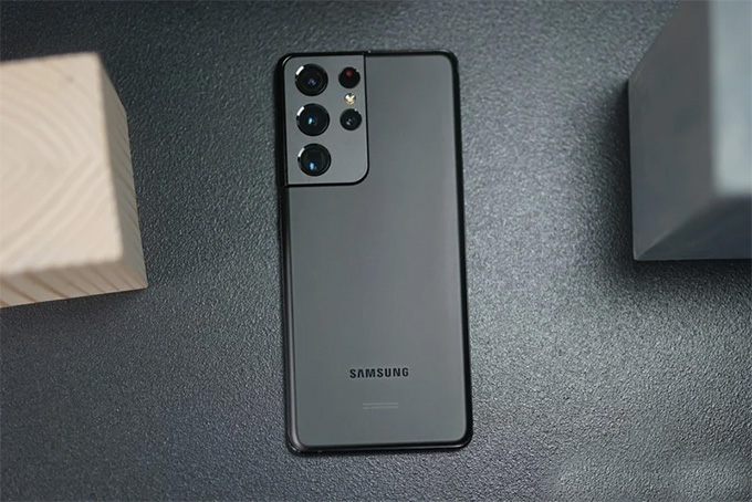 Galaxy S22 Ultra có thể được hỗ trợ sạc nhanh với công suất 45W