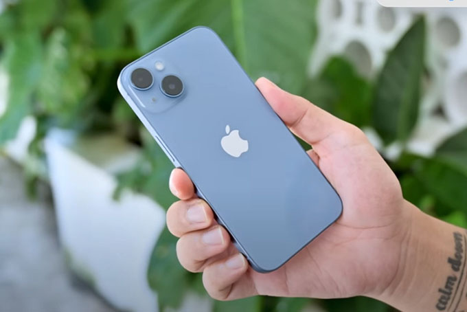 Camera 14 Plus 256GB có thể zoom kỹ thuật số tới 15x