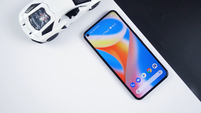 Google Pixel 5 hoạt động bền bỉ