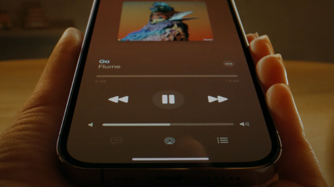 Lưu trữ cả kho âm nhạc bao la trên iPhone 14 Pro Max 1TB