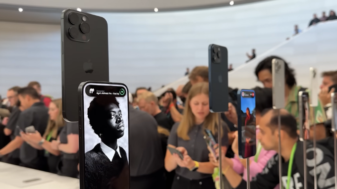 Ai nên lên đời iPhone 15 Pro Max 1TB Quốc tế