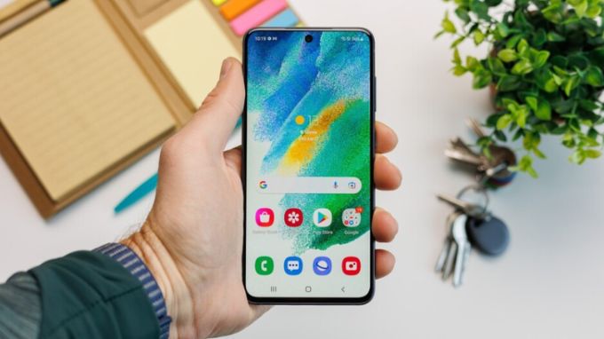 hiệu năng Samsung Galaxy S23 FE và Samsung Galaxy S21 FE