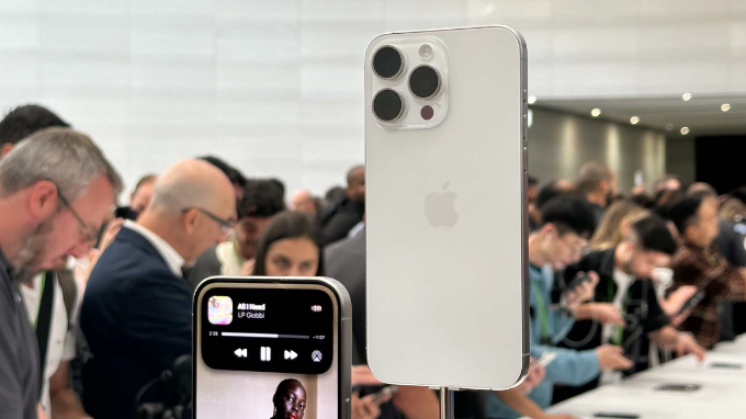 iPhone 15 Pro với giá thấp hơn