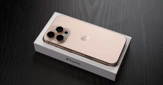 Chi phí sửa chữa nút điều khiển camera trên iPhone 16 series