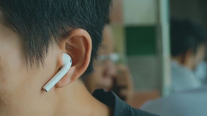 chọn tai nghe nhét tai tốt