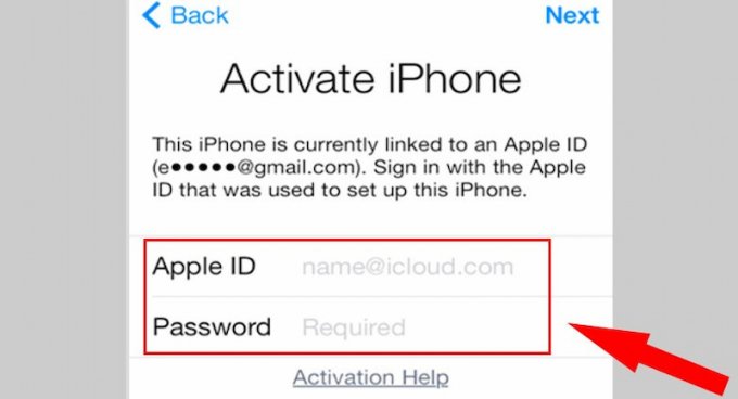 Màn hình hiển thị điện thoại iPhone bị dính iCloud ẩn