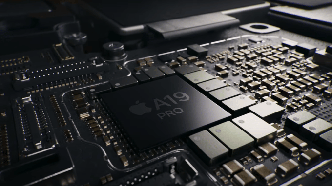 Accelerator AI trên iPhone 17 Pro Max