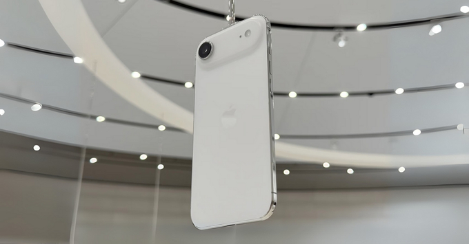 Apple C1X Modem là gì? Apple C1X Modem trên iPhone Air có gì đặc biệt