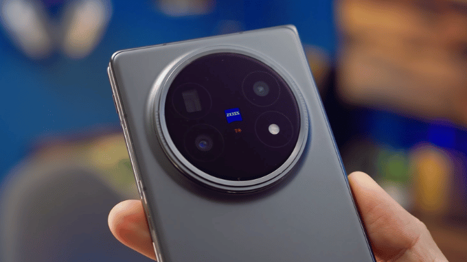 Bộ ba camera Vivo X Fold 5 chất lượng chụp ảnh chuyên nghiệp