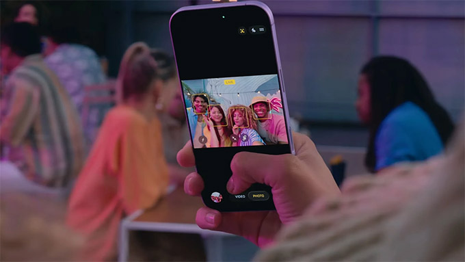 Tại sao camera selfie quan trọng hơn bao hết trong năm 2025?