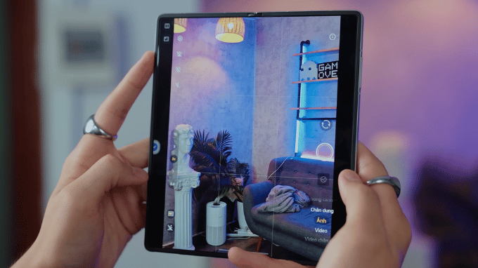 Camera telephoto với zoom 100× Vivo X Fold 5