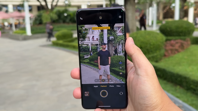 Hệ thống camera Vivo V60 được điều chỉnh bởi Zeiss