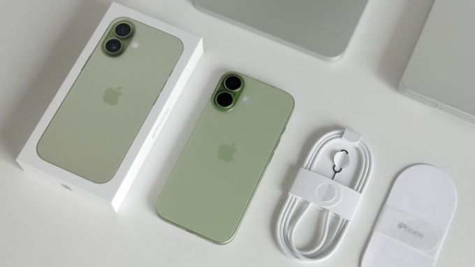 iPhone 17 và Google Pixel 9