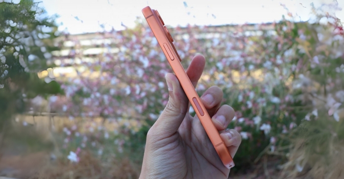 iPhone 17 Pro Max màu cam tương khắc với mệnh kim và mệnh thuỷ