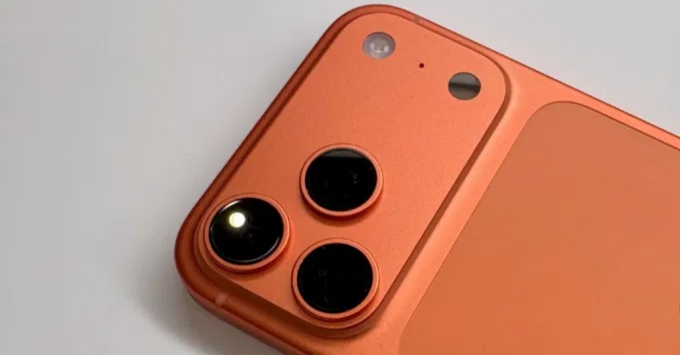 iPhone 17 Pro Max màu cam hợp mệnh nào trong năm 2025