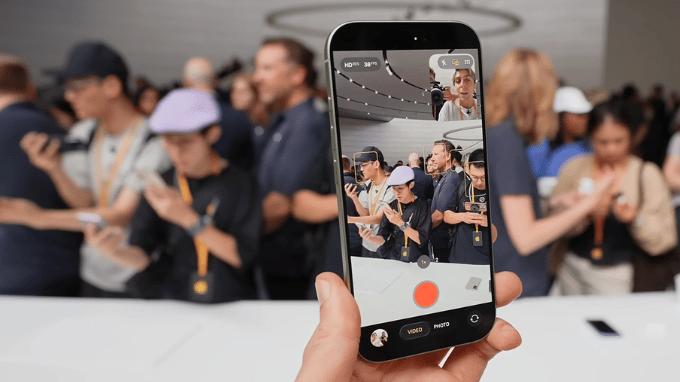 iPhone 17 với hệ thống camera Fusion 48MP, ghi hình kép