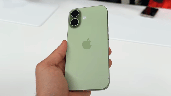 Phong cách tinh tế của iPhone 17 xanh sage phù hợp với người dùng hiện đại