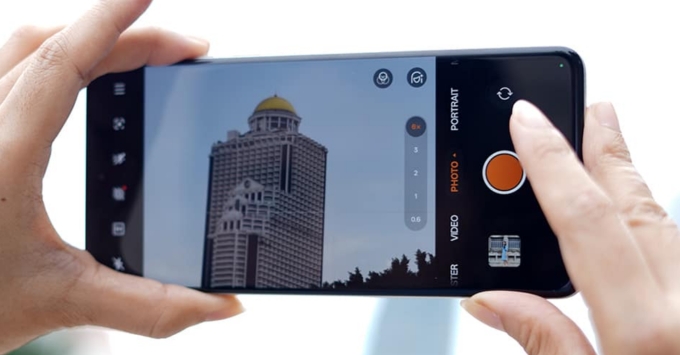 Camera OPPO Find X8s 16GB/256GB cũ chụp ảnh ban ngày và ban đêm ra sao?