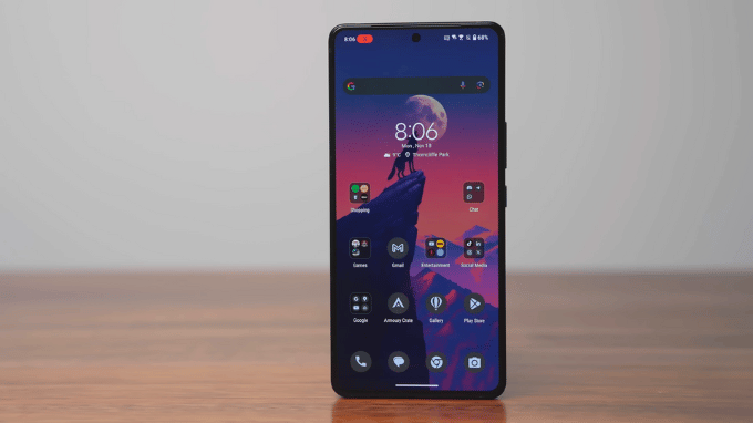 ROG Phone 9 Pro với màn hình gaming 185Hz siêu mượt