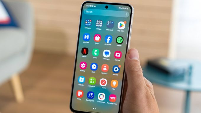 Galaxy S25 FE và Galaxy S24 FE
