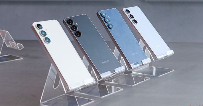 So sánh hiệu năng Galaxy S25 FE và Pixel 9a