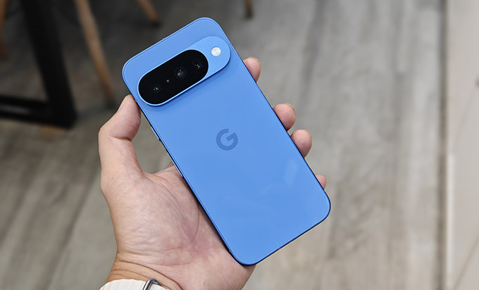 Pixel 10 gây ấn tượng mạnh với thiết kế thanh lịch, sang trọng