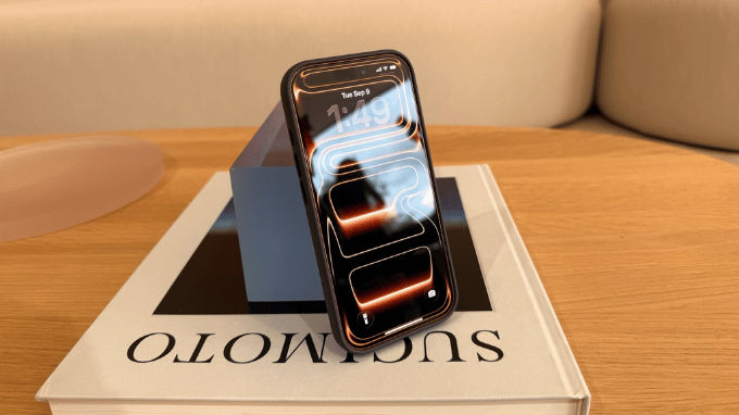 Ưu điểm khi mua bản iPhone 17 Pro Max LL/A