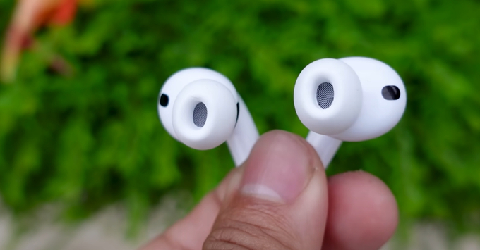 Tai nghe AirPods Pro 3 thiết kế in-ear với đệm silicon êm ái