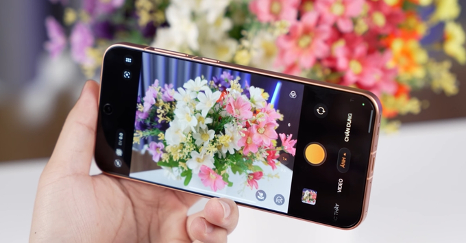 Hệ thống camera Hasselblad 200MP trên OPPO cho chi tiết sắc nét kinh ngạc.
