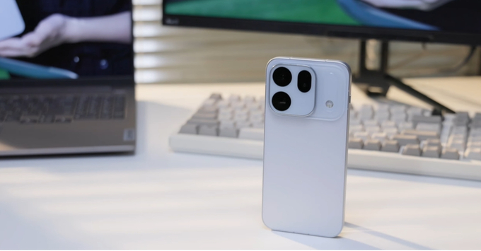 Find X10 là ựa chọn dành cho người muốn camera 200MP