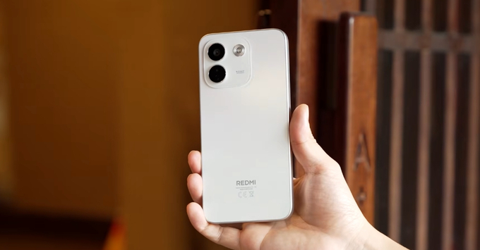 Tổng quan ngoại hình Xiaomi Redmi Note 17 Pro Max sang trọng và bền bỉ