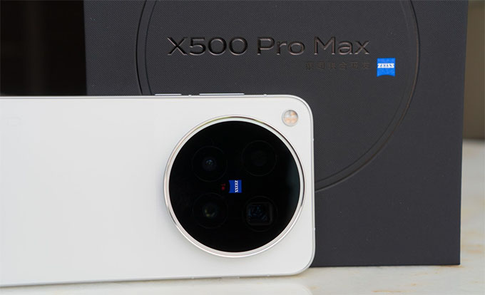 Vivo X500 Pro Max dùng cảm biến 50MP Blueprint 900 kích thước 1/1.28 inch