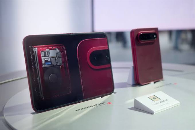 Xiaomi tiếp tục bắt tay với Leica để xây dựng hệ thống ba camera chất lượng cao