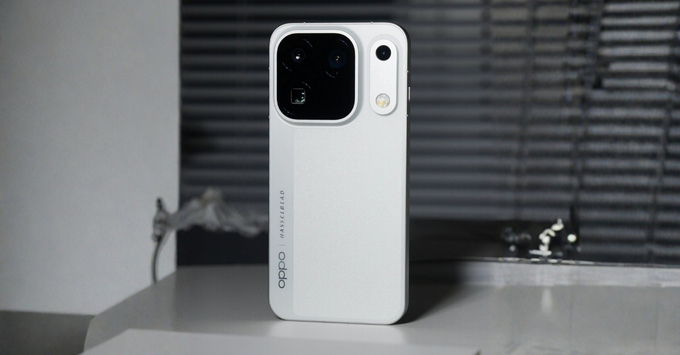 OPPO Find X10 Pro Max với giá ưu đãi đặt trước tại Di Động Mỹ