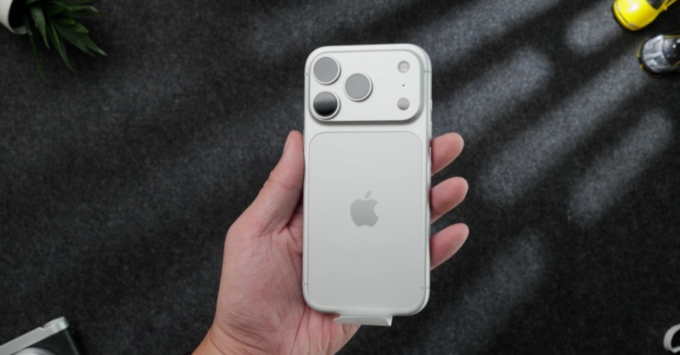 Cận cảnh ngoại hình iPhone 18 Pro màu Trắng Bạc sang trọng với khung viền hoàn thiện tinh xảo