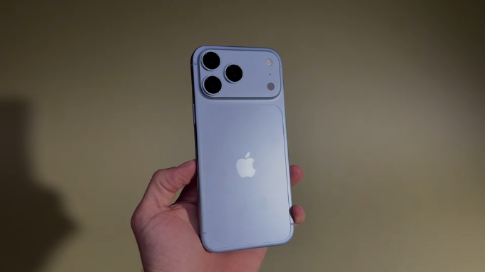 iPhone 18 Pro Max màu Băng Thanh