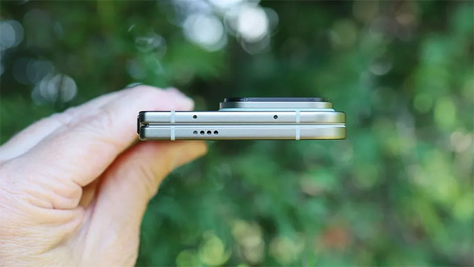 Mặt trước Pixel 11 Pro Fold sử dụng lớp kính gốm siêu bền mới