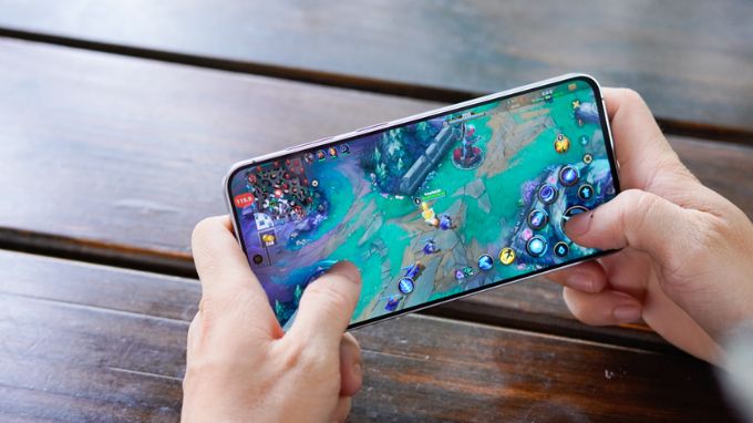 Chơi Liên Quân Mobile trên Galaxy S26 FE