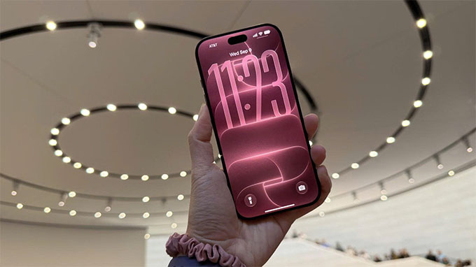 iPhone 18 Pro có lợi thế là lớp phủ chống phản chiếu
