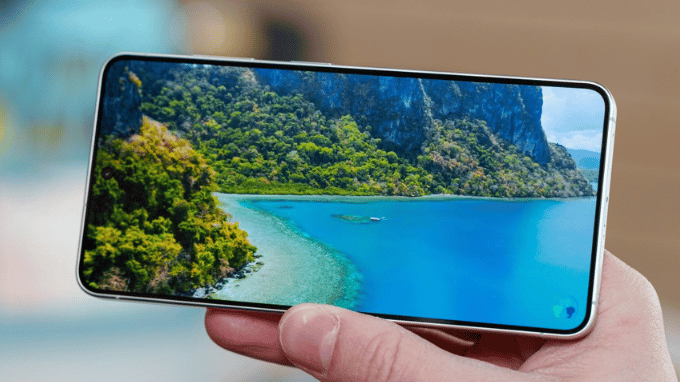 Màn hình LTPO 120Hz trên Galaxy S26