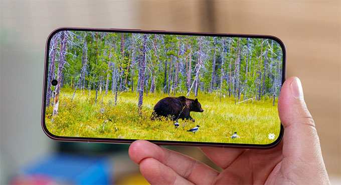 Màn hình là một trong những điểm ấn tượng trên Xiaomi POCO F9 Ultra