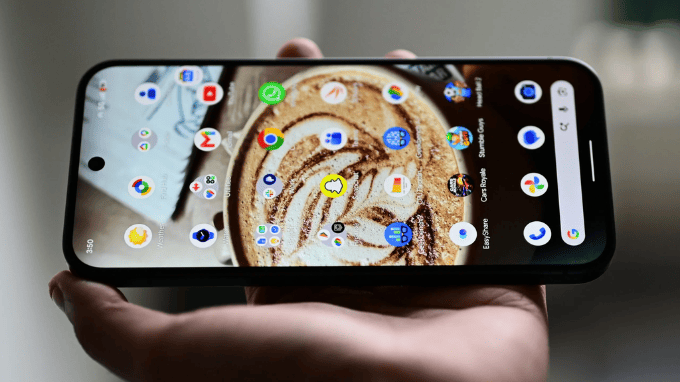 Màn hình Super Actua trên Pixel 11 Pro XL