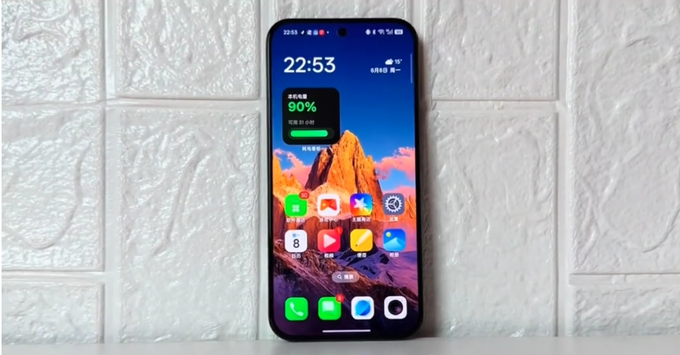 Màn hình AMOLED 6.78 inch 1.5K rực rỡ với tần số quét 144Hz siêu mượt.