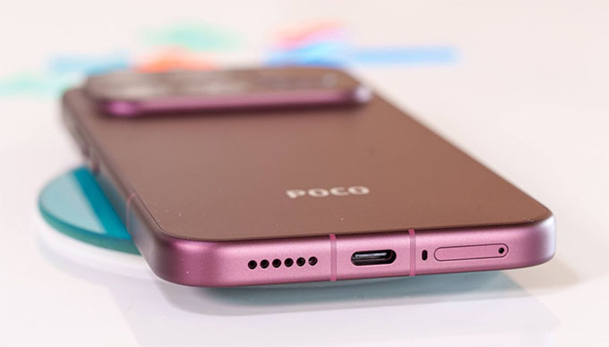 Thời lượng pin: viên pin 8050mAh dùng hai ngày thoải mái